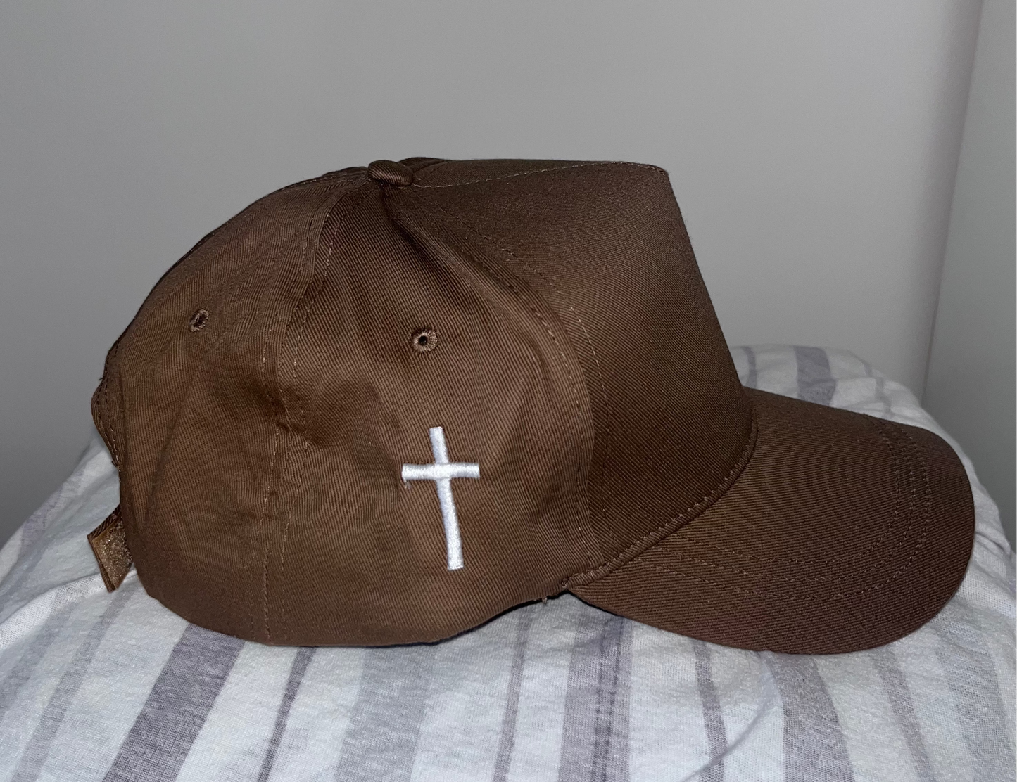 Casquette Croix Brodée Marron