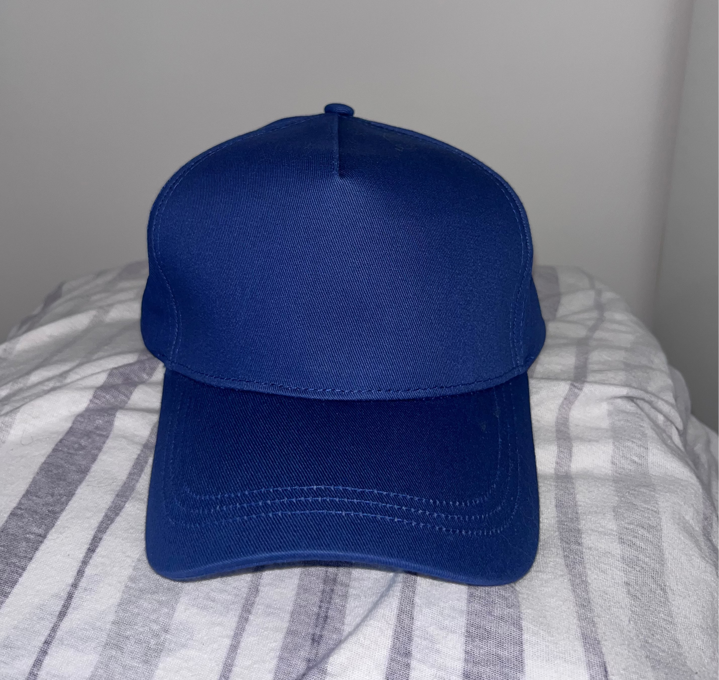 Casquette Croix Brodrée Bleu Marine